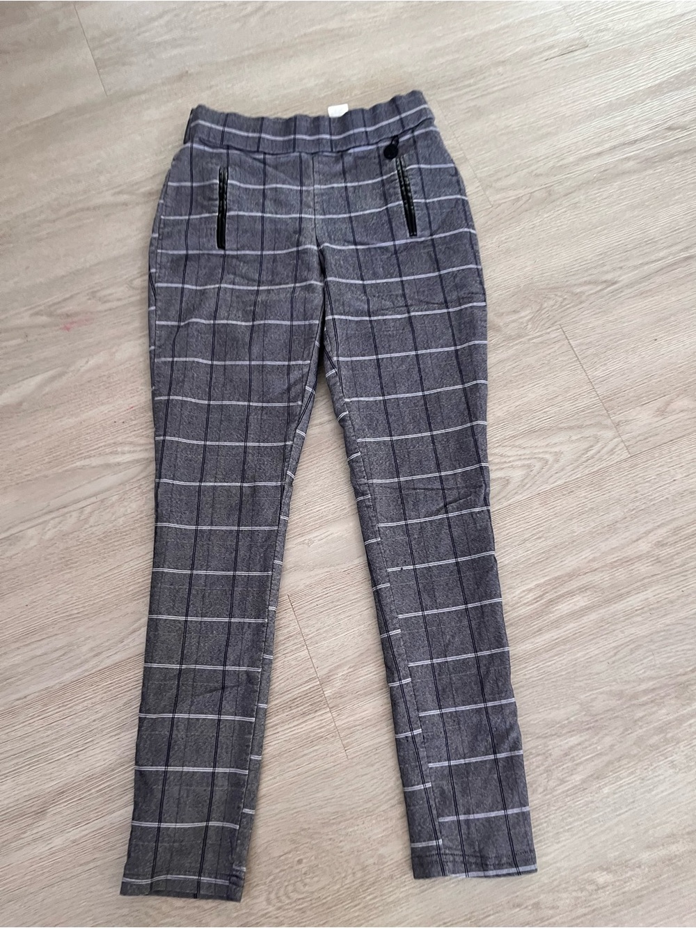 Calvin Klein Gray Plaid Skinny Slacks 8